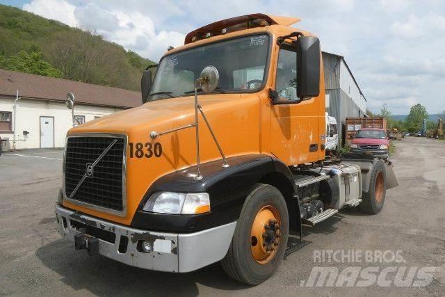 Volvo VNM42T Φορτηγά Σασί