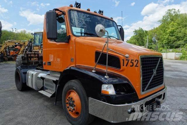 Volvo VNM42T Φορτηγά Σασί