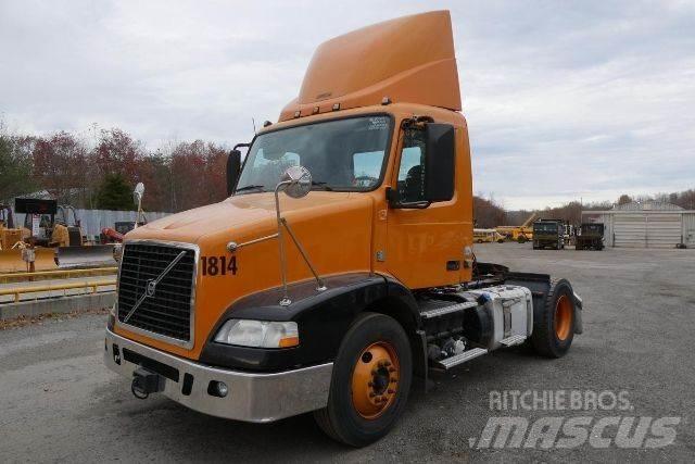 Volvo VNM42T Φορτηγά Σασί