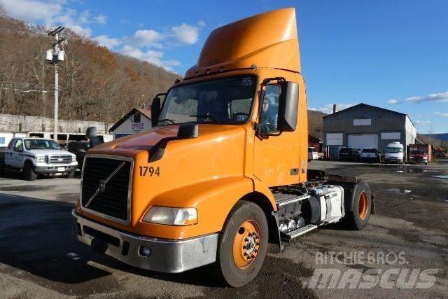 Volvo VNM42T Φορτηγά Σασί