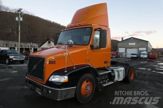 Volvo VNM42T Φορτηγά Σασί