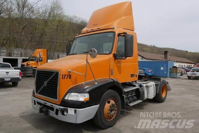 Volvo VNM42T Φορτηγά Σασί