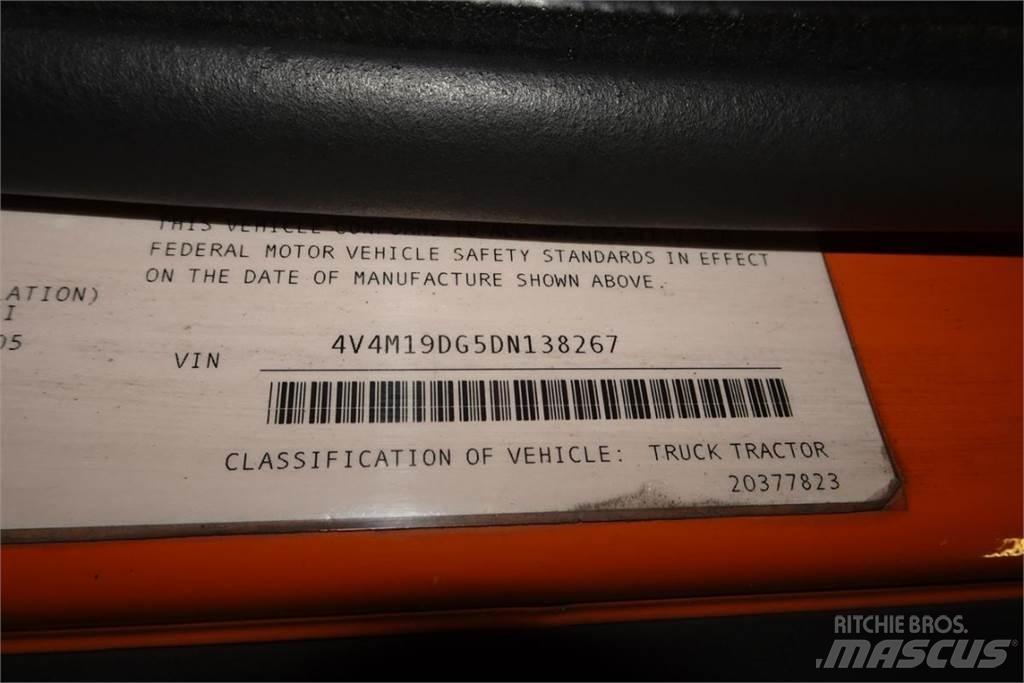 Volvo VNM42T Φορτηγά Σασί