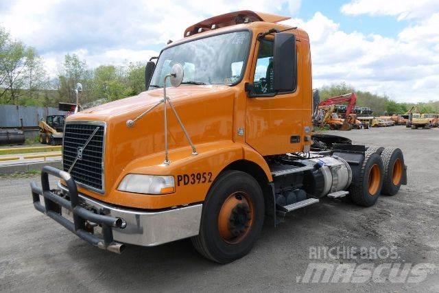Volvo VNM64T Φορτηγά Σασί