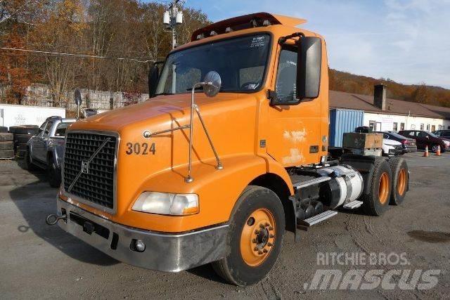 Volvo VNM64T Φορτηγά Σασί