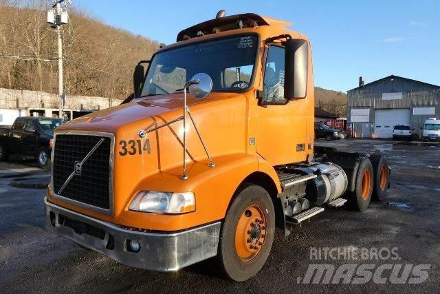 Volvo VNM64T Φορτηγά Σασί