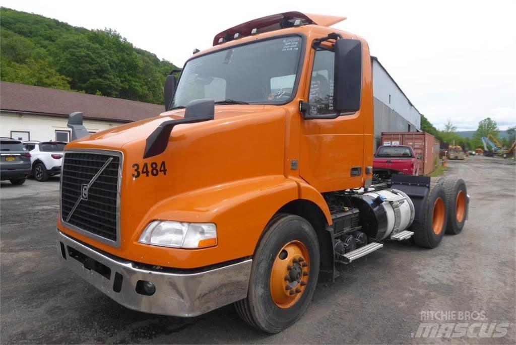 Volvo VNM64T Φορτηγά Σασί