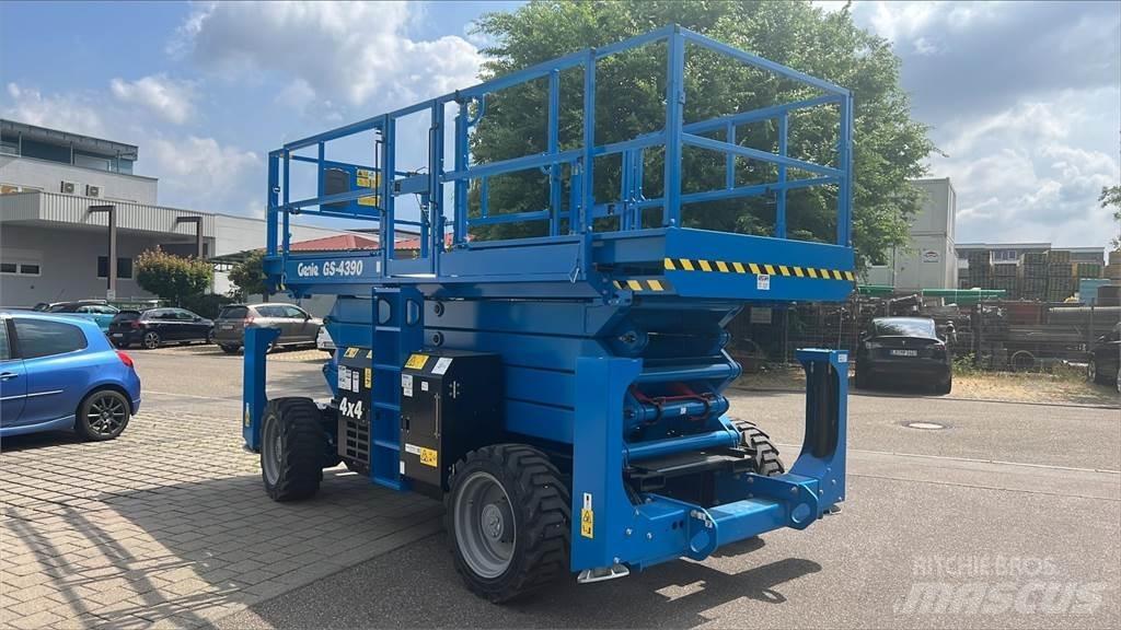 Genie GS-4390RT Ανυψωτήρες ψαλιδωτής άρθρωσης