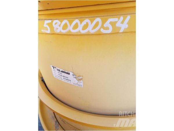 Volvo A25 Ελαστικά και ζάντες