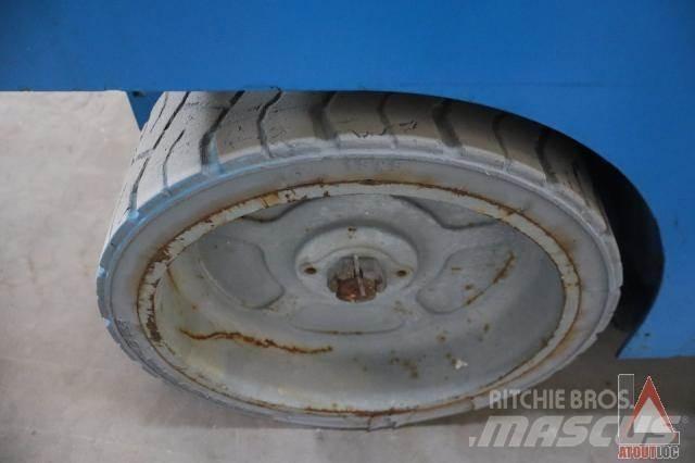 Genie GS-2046 Ανυψωτήρες με αρθρωτό βραχίονα