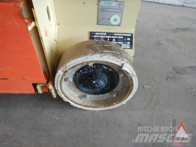 JLG 1230ES Ανυψωτήρες με αρθρωτό βραχίονα