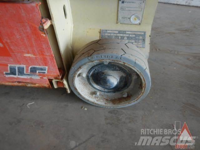JLG 1230ES Ανυψωτήρες με αρθρωτό βραχίονα