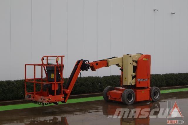 JLG E300AJP Ανυψωτήρες με αρθρωτό βραχίονα