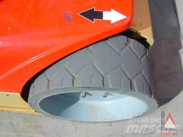 JLG TOUCAN 12E + Ανυψωτήρες με αρθρωτό βραχίονα
