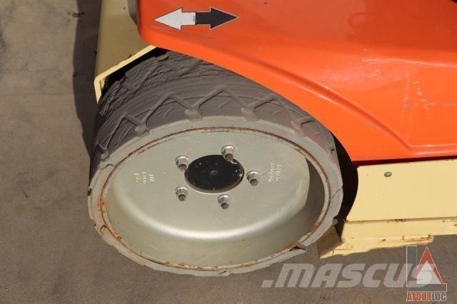 JLG TOUCAN 12E + Ανυψωτήρες με αρθρωτό βραχίονα