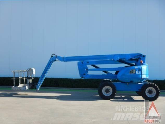 Manitou 200 ATJ Ανυψωτήρες με αρθρωτό βραχίονα