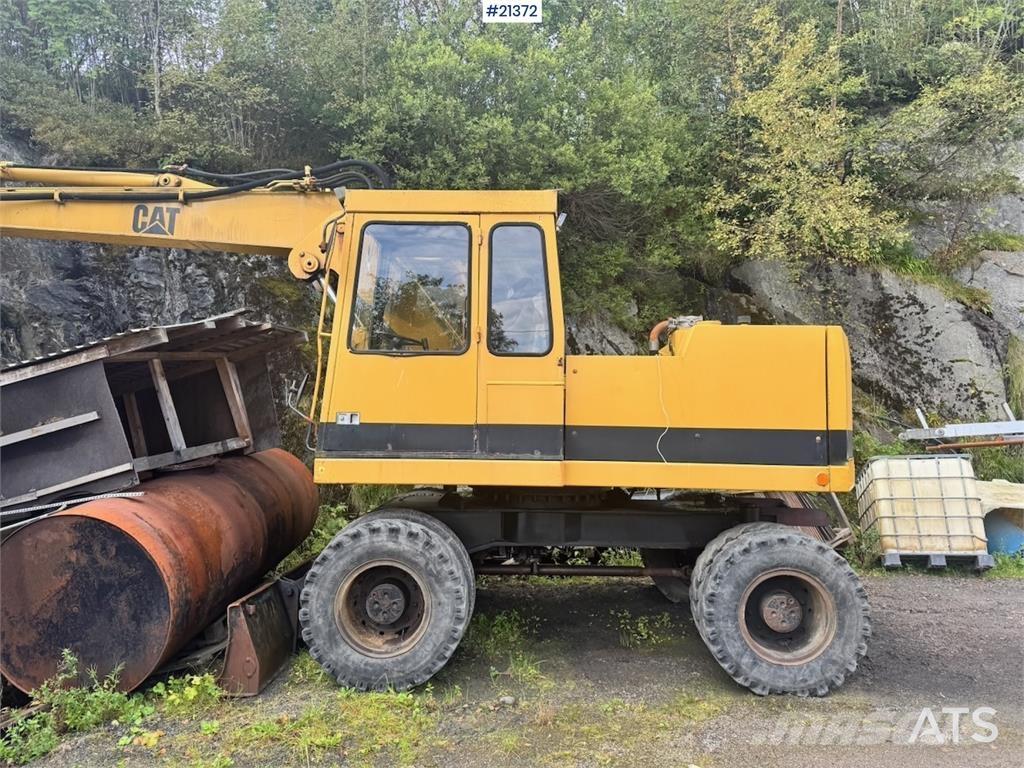 CAT 212B Εκσκαφείς με τροχούς - λάστιχα