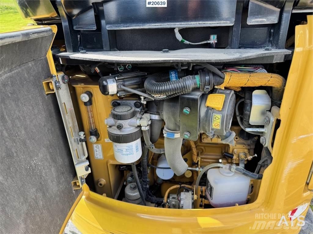 CAT 301.8 Εκσκαφείς με ερπύστριες