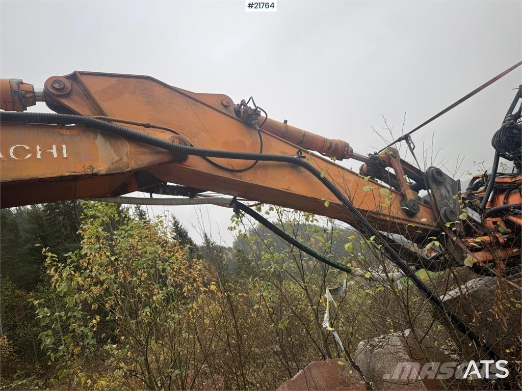 Hitachi FH 220 LC Εκσκαφείς με ερπύστριες