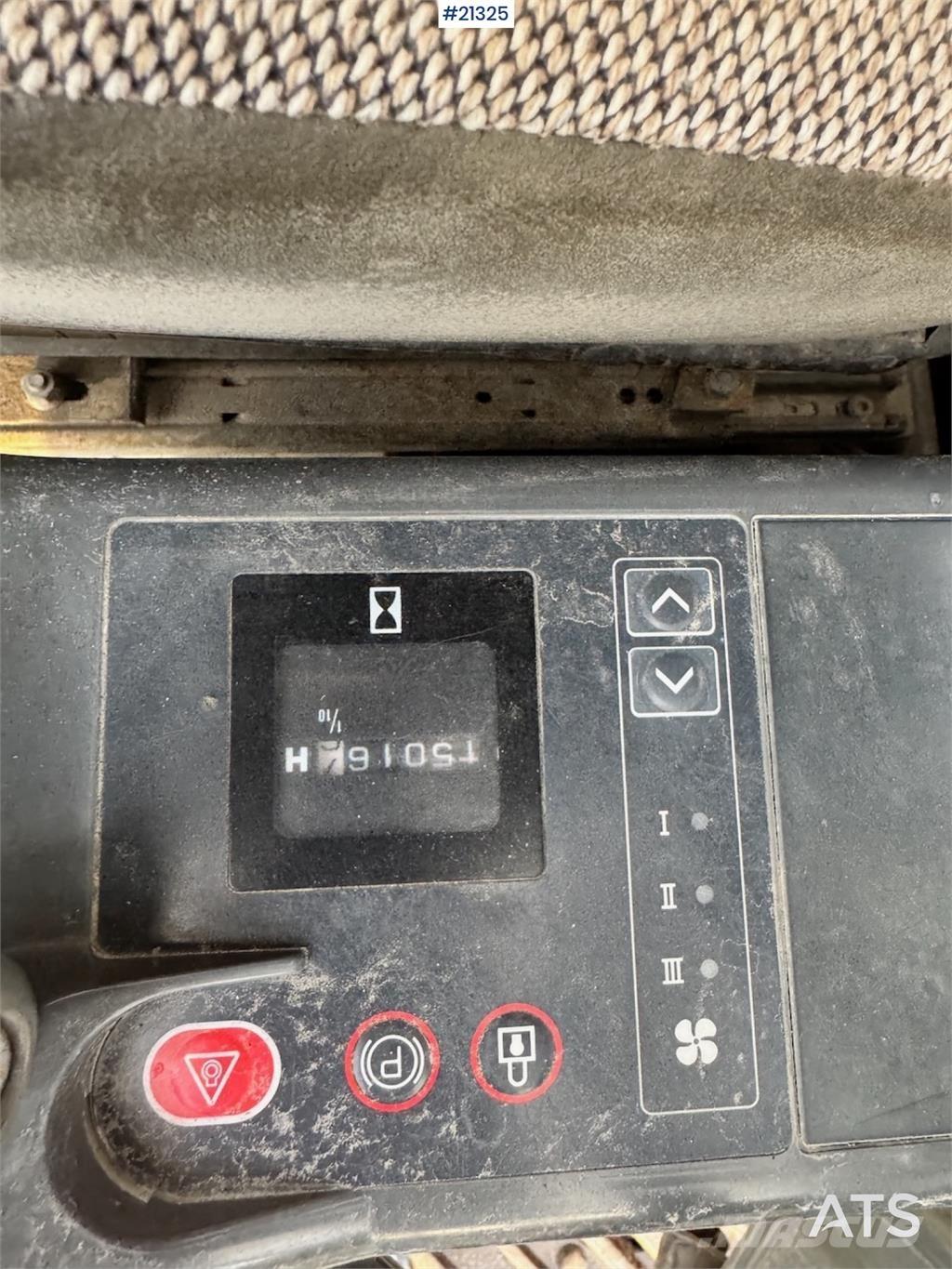 JCB JS200LC Εκσκαφείς με ερπύστριες