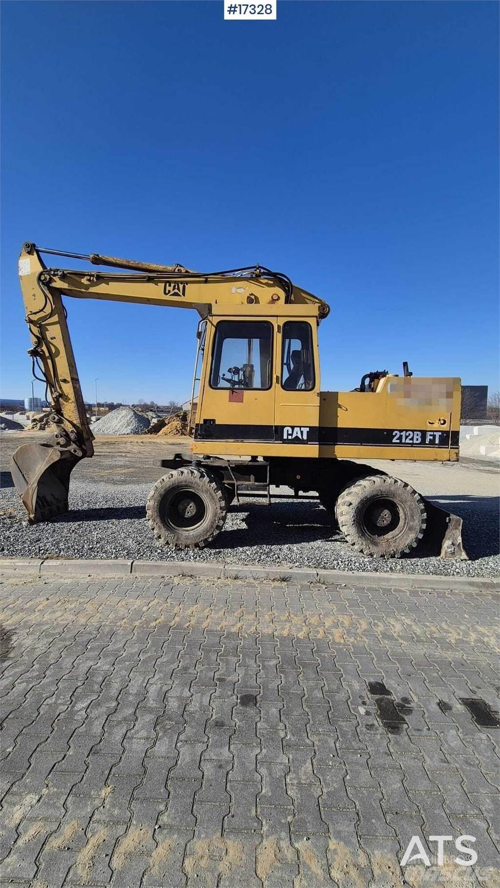 CAT 212BFT Εκσκαφείς με τροχούς - λάστιχα