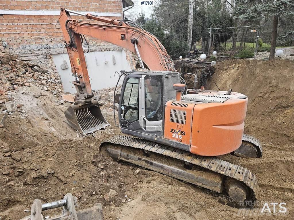 Hitachi ZX225 LC Εκσκαφείς με ερπύστριες