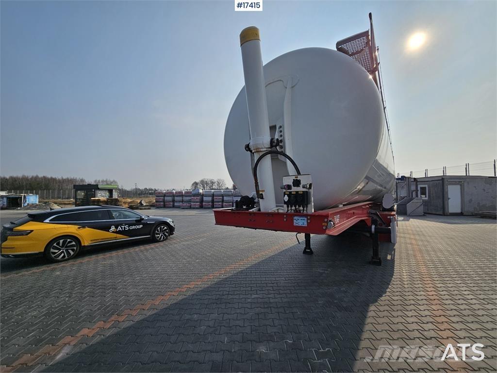 LAG 0-3-TI Ημιρυμούλκες βυτίων