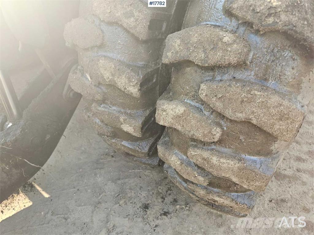 Liebherr A 904 Εκσκαφείς με τροχούς - λάστιχα