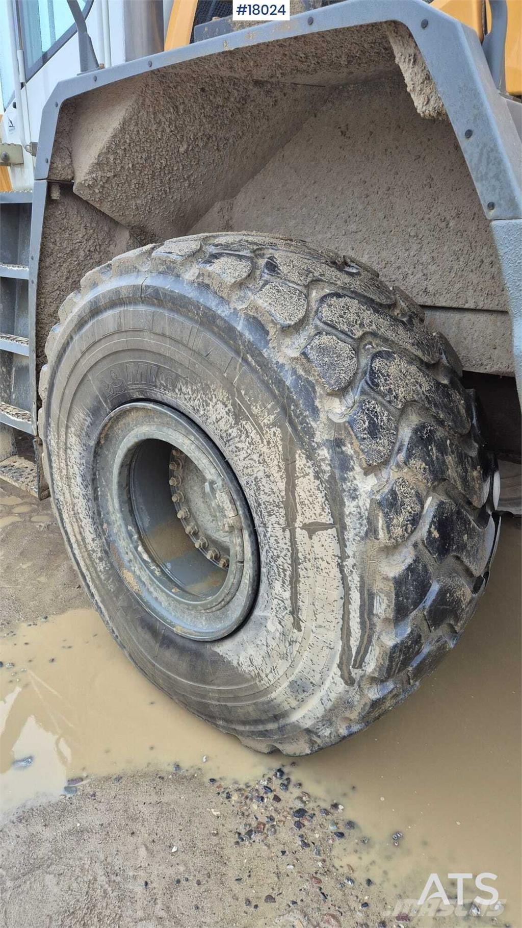 Liebherr L576 Φορτωτές με λάστιχα (Τροχοφόροι)