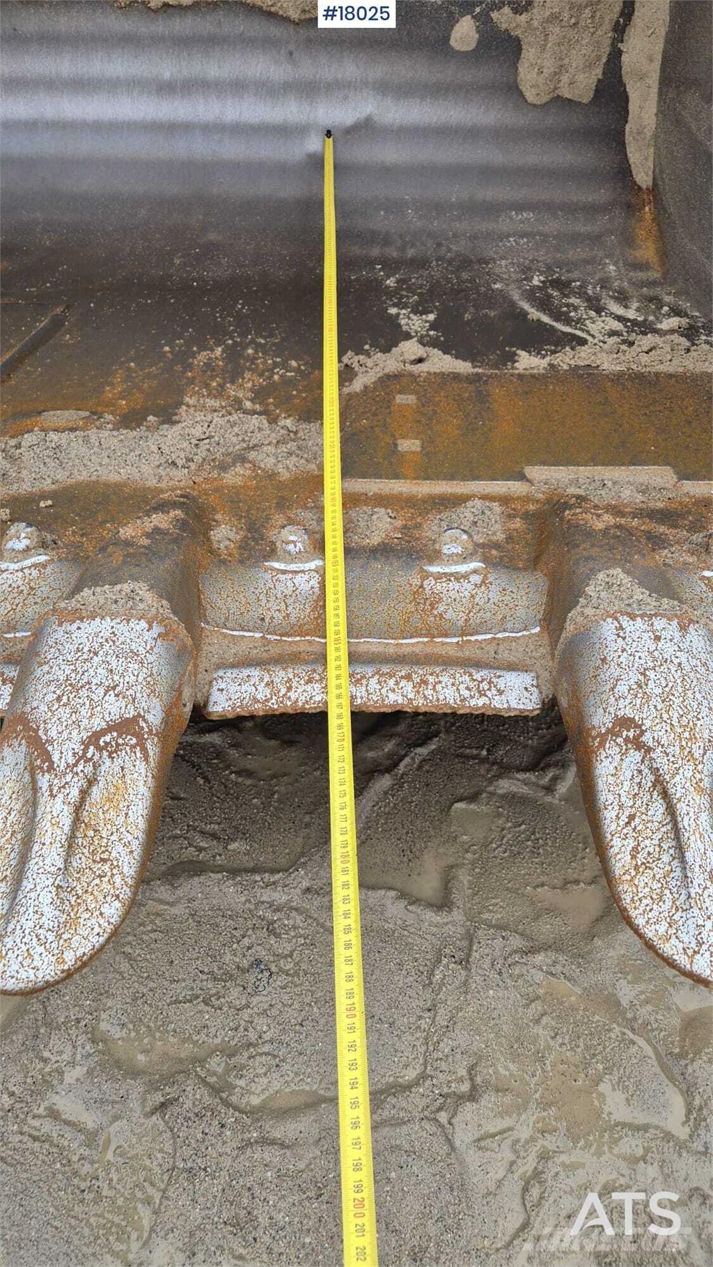 Liebherr L576 Φορτωτές με λάστιχα (Τροχοφόροι)