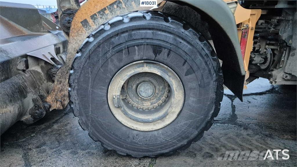 Liebherr L576 Φορτωτές με λάστιχα (Τροχοφόροι)