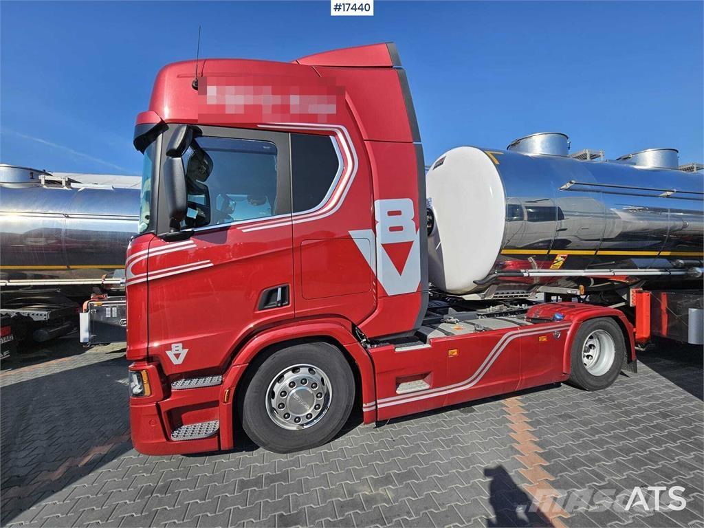 Scania R530 V8 Τράκτορες