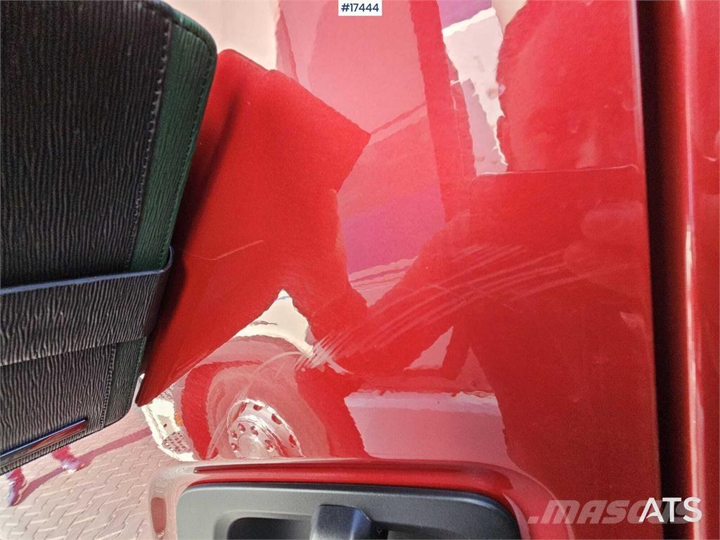 Scania R530 V8 Τράκτορες