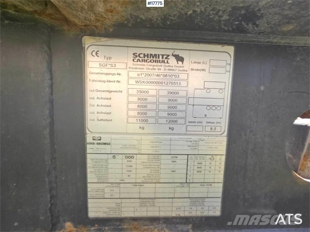 Schmitz SKI 24 Ανατρεπόμενες ημιρυμούλκες