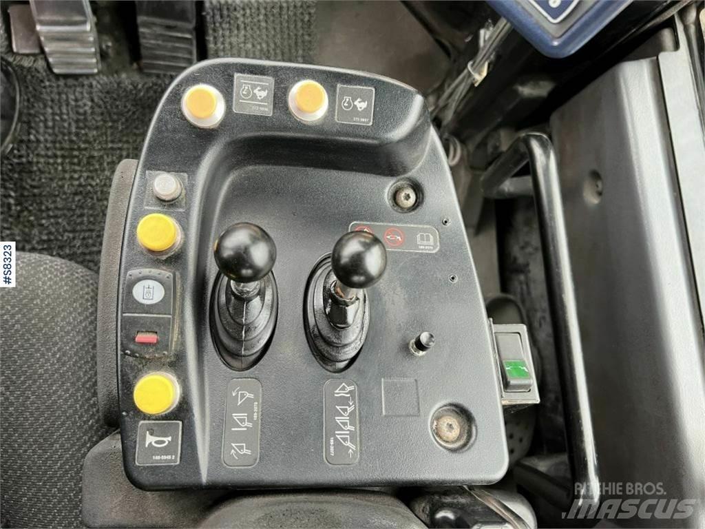 CAT 988H Μπουλντόζες με λάστιχα