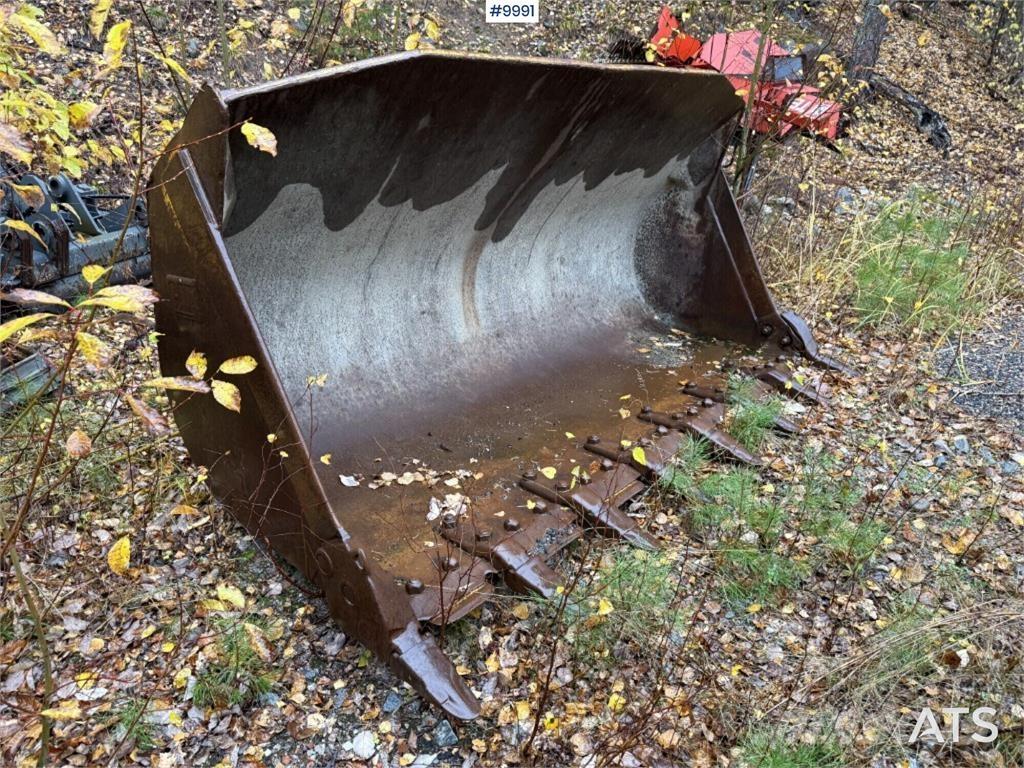 CAT Bucket Κουβάδες