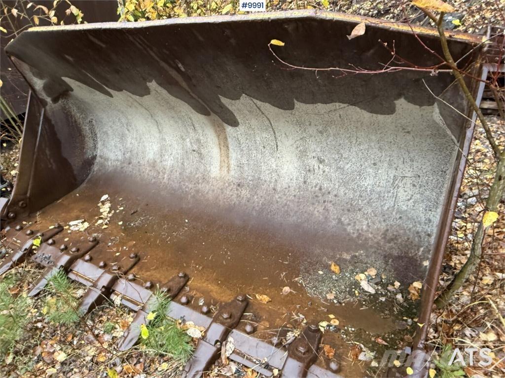 CAT Bucket Κουβάδες