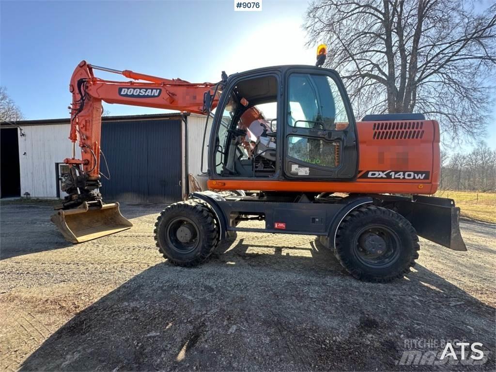 Doosan DX140W Εκσκαφείς με τροχούς - λάστιχα