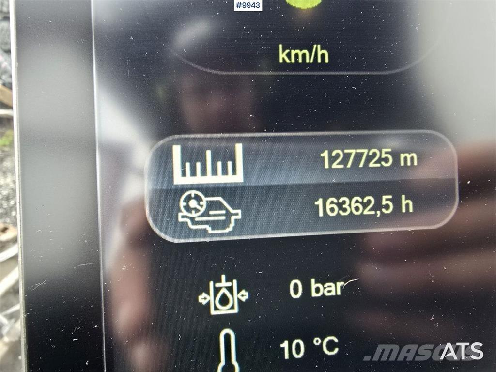 Komatsu HX 901-5 Θεριζοαλωνιστικές μηχανές