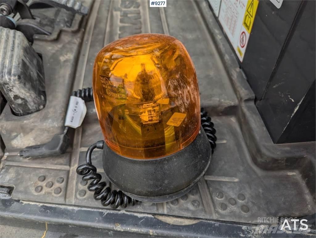 Komatsu PC 26 MR Εκσκαφάκι (διαβολάκι) < 7t