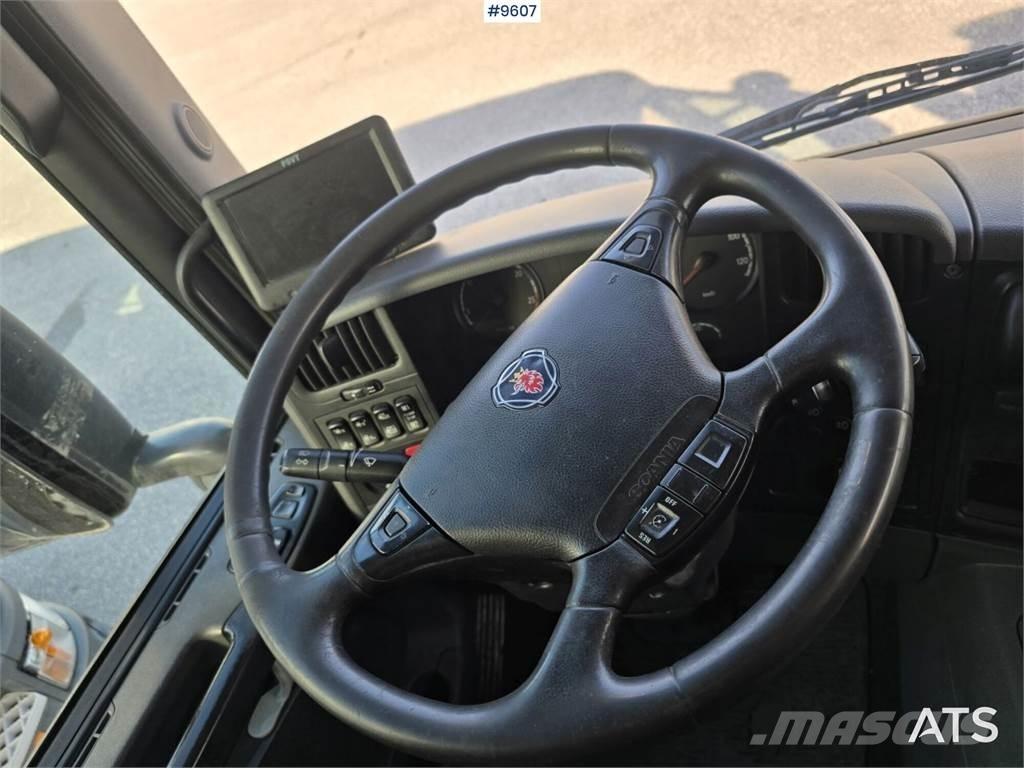 Scania P320 Skåpbil Φορτηγά Κόφα