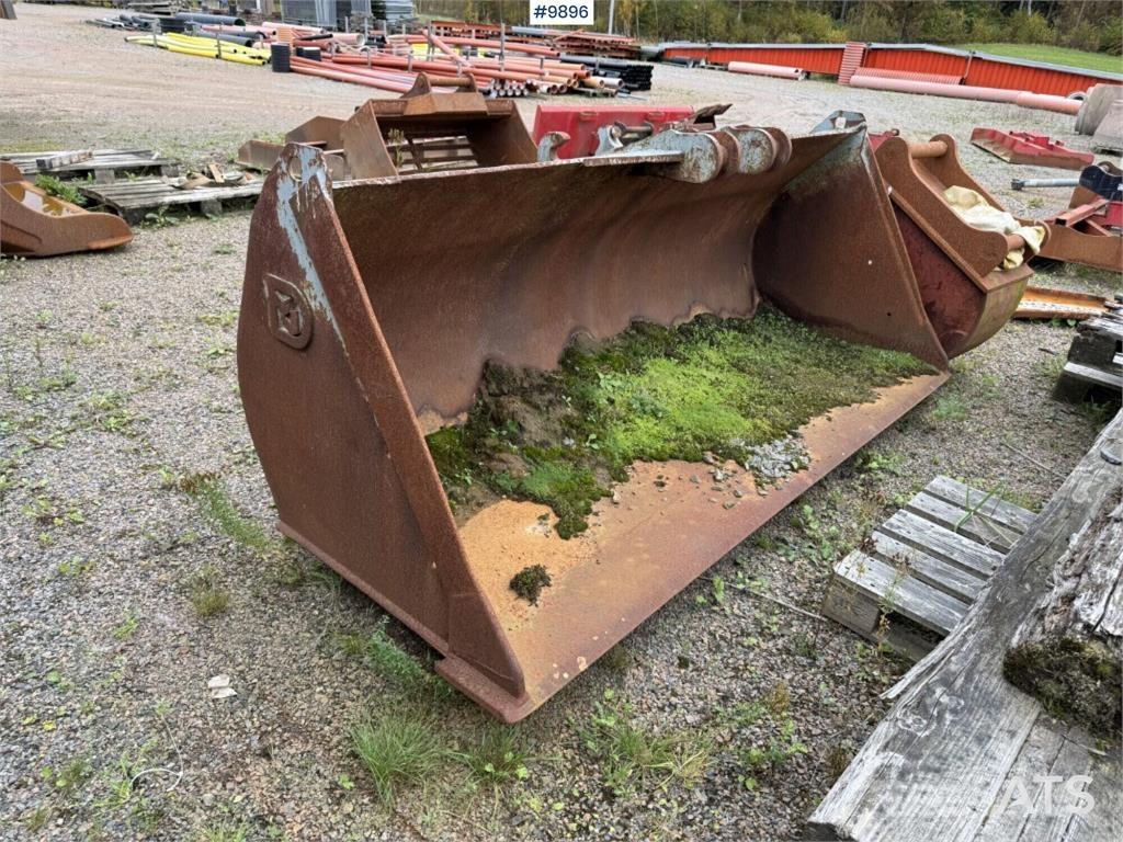 Viby Jern B20 Κουβάδες