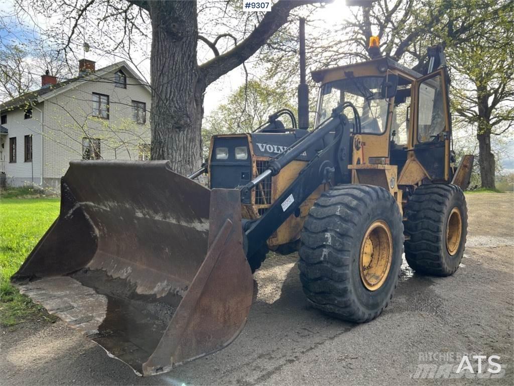 Volvo BM 6300 Εκσκαφείς Φορτωτές τύπου JCB