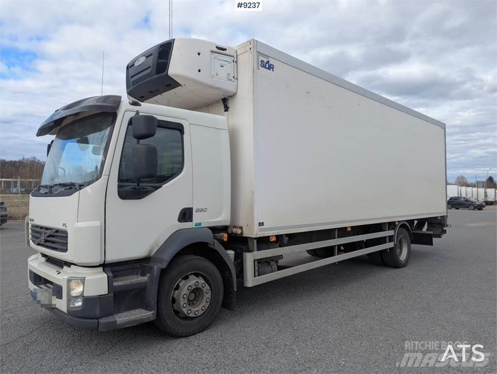 Volvo FL 4*2 Container-ψυγεία