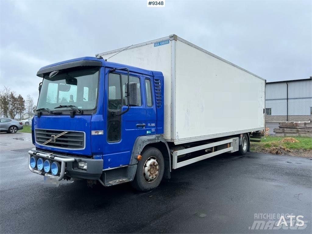 Volvo FL6 4X2 Φορτηγά Κόφα