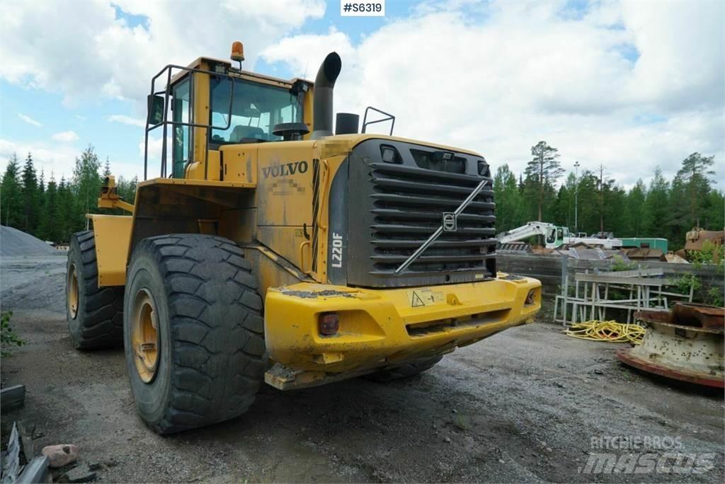 Volvo L220F Φορτωτές με λάστιχα (Τροχοφόροι)