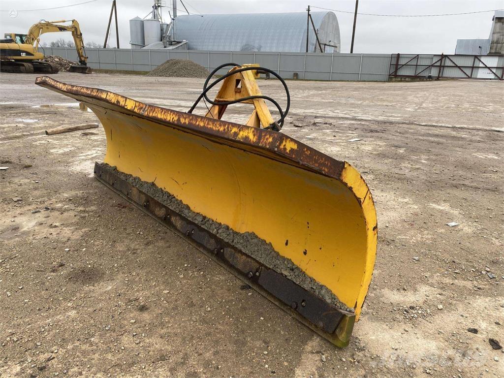  Bassi 2.70 m Εκχιονιστήρες και χιονοδιώχτες