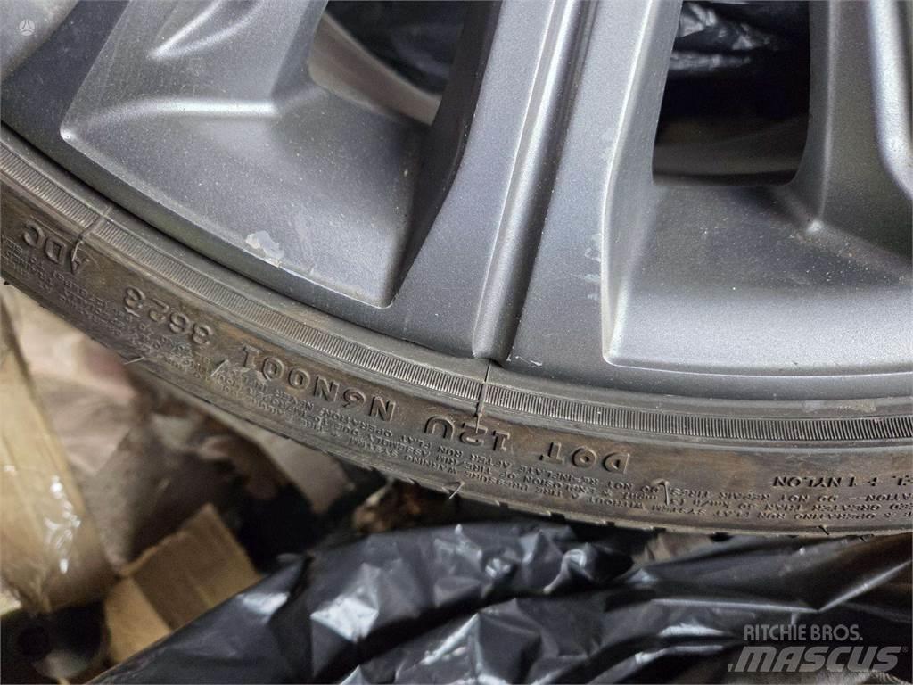 BMW  Ελαστικά και ζάντες