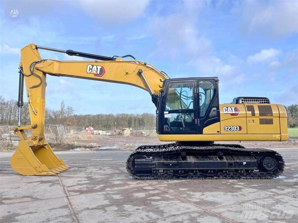CAT 323D3 Εκσκαφείς με ερπύστριες