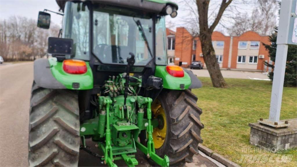 John Deere 5820 Τρακτέρ